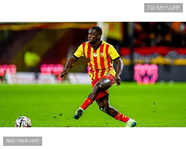 朗斯2-0领先遭摩纳哥3-2逆转，法甲领头羊主场爆冷输球